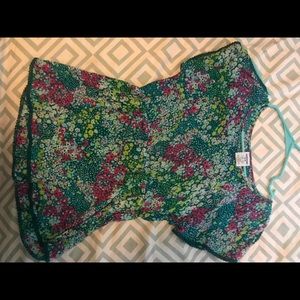 This is a kids size10/12.